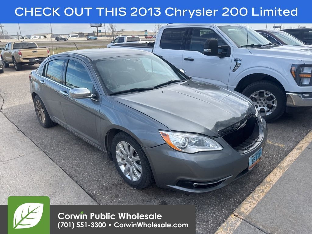 2013 CHRYSLER 200