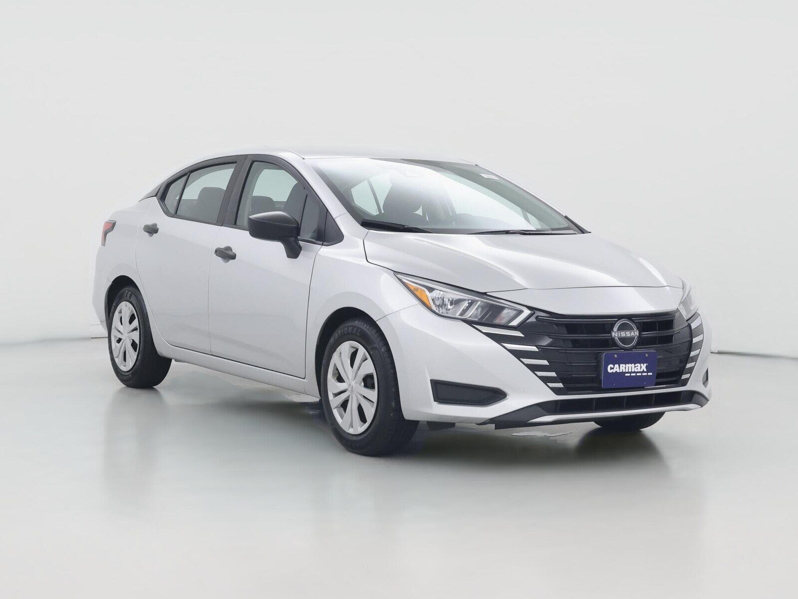 2024 NISSAN Versa