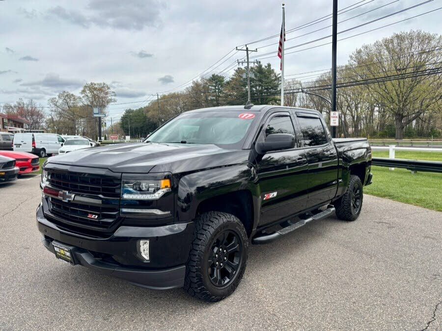 2017 CHEVROLET Silverado