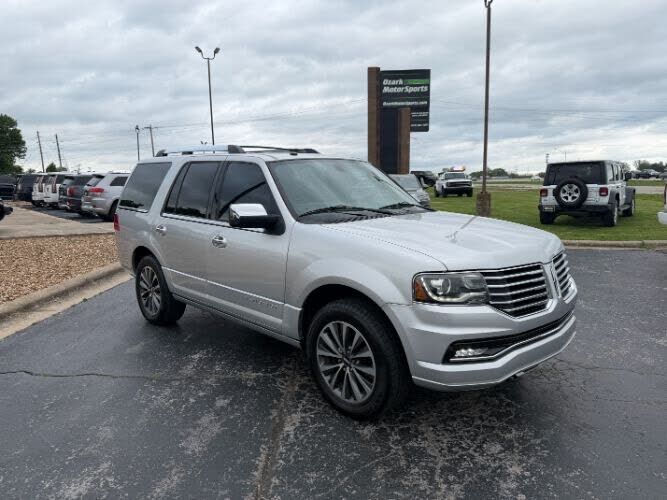 2016 LINCOLN Navigator
