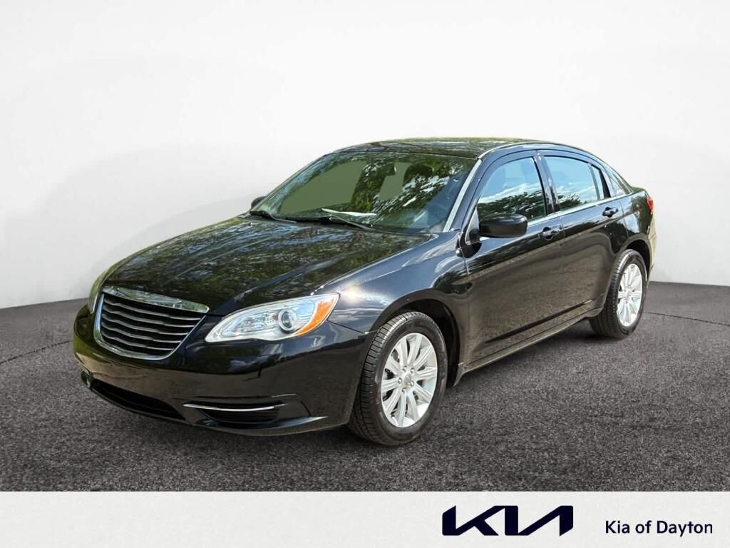 2013 CHRYSLER 200