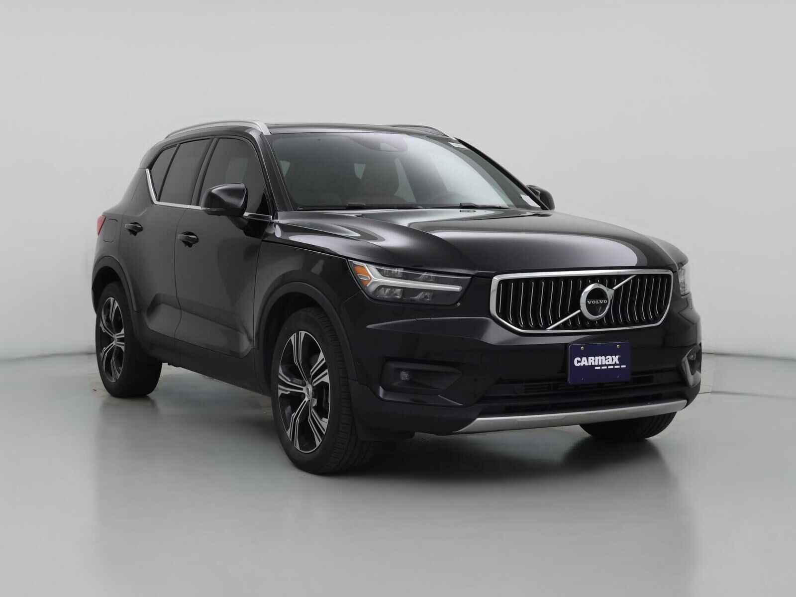 2021 VOLVO XC40