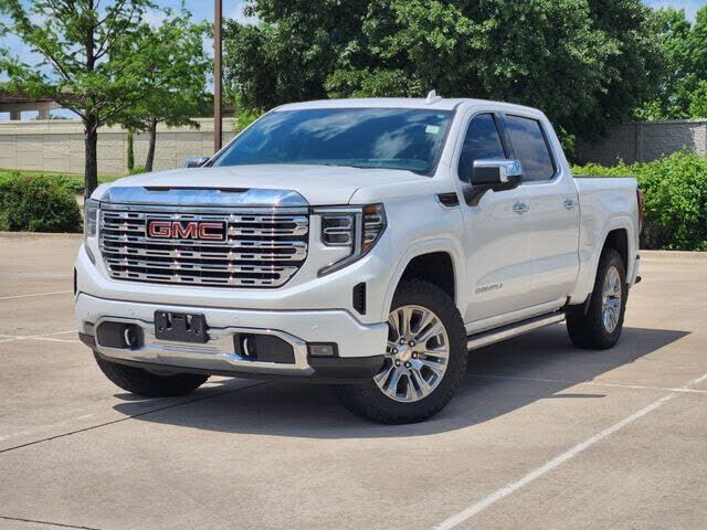 2023 GMC Sierra