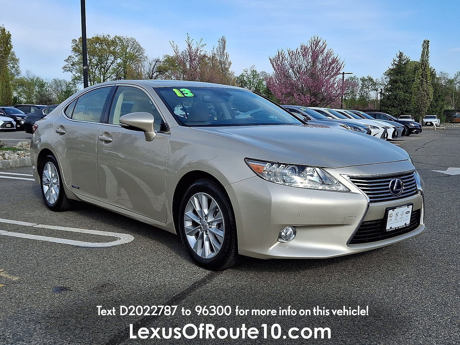 2013 LEXUS ES