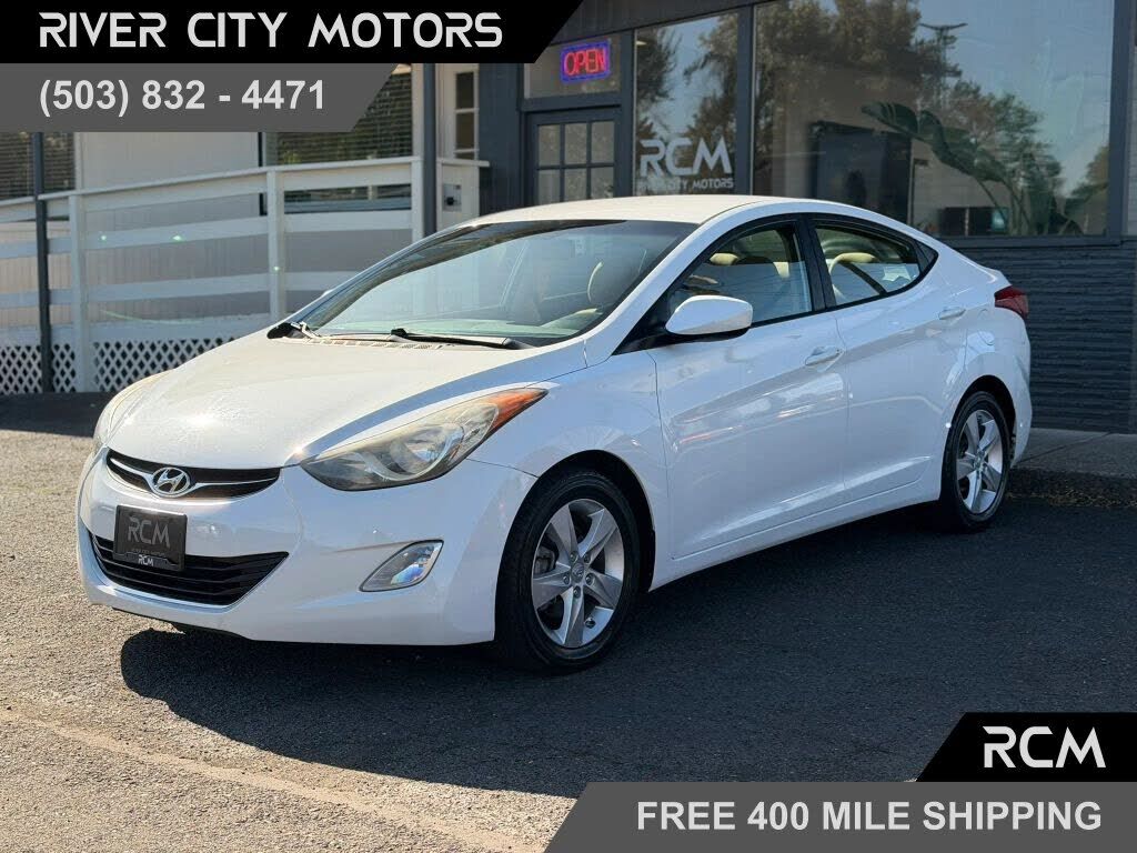 2013 HYUNDAI Elantra