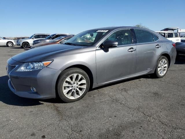 2015 LEXUS ES