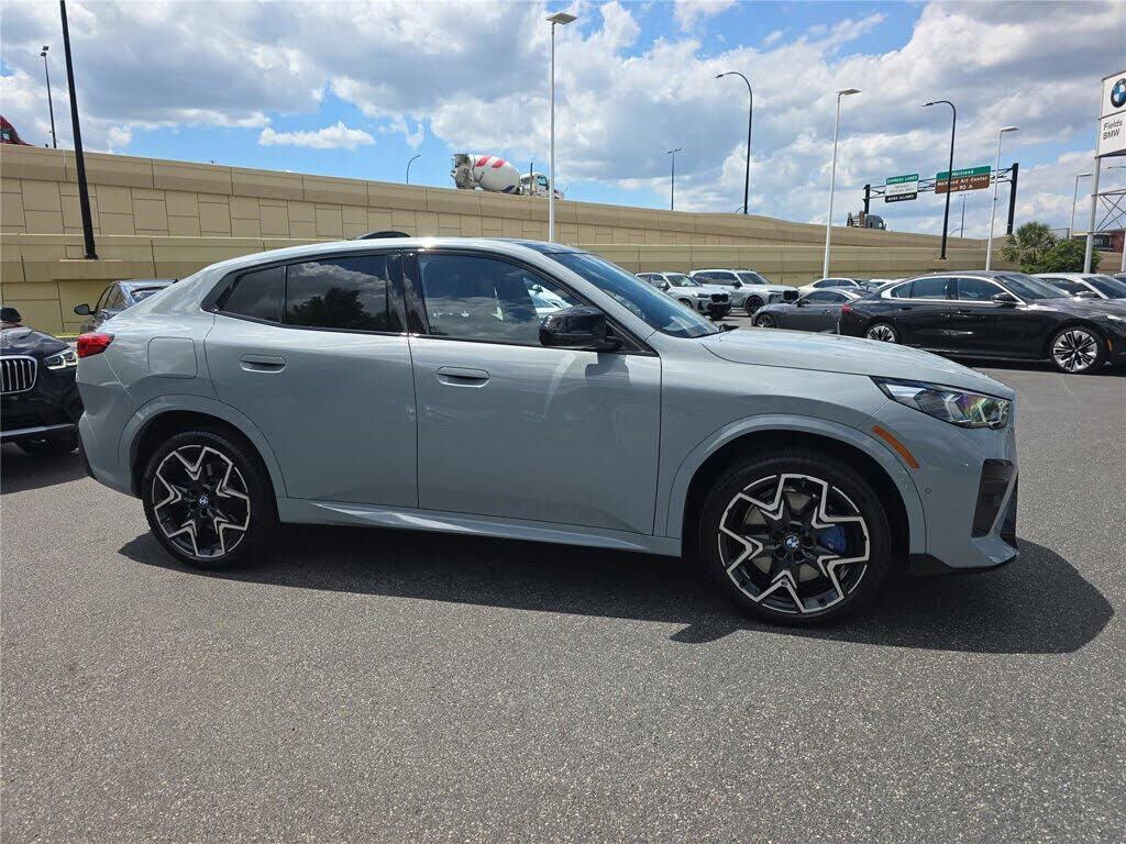 2025 BMW X2