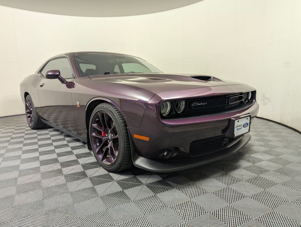2020 DODGE Challenger