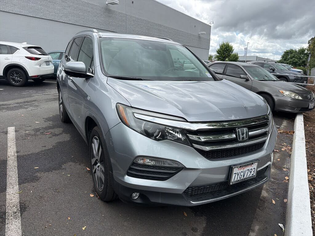 2017 HONDA Pilot
