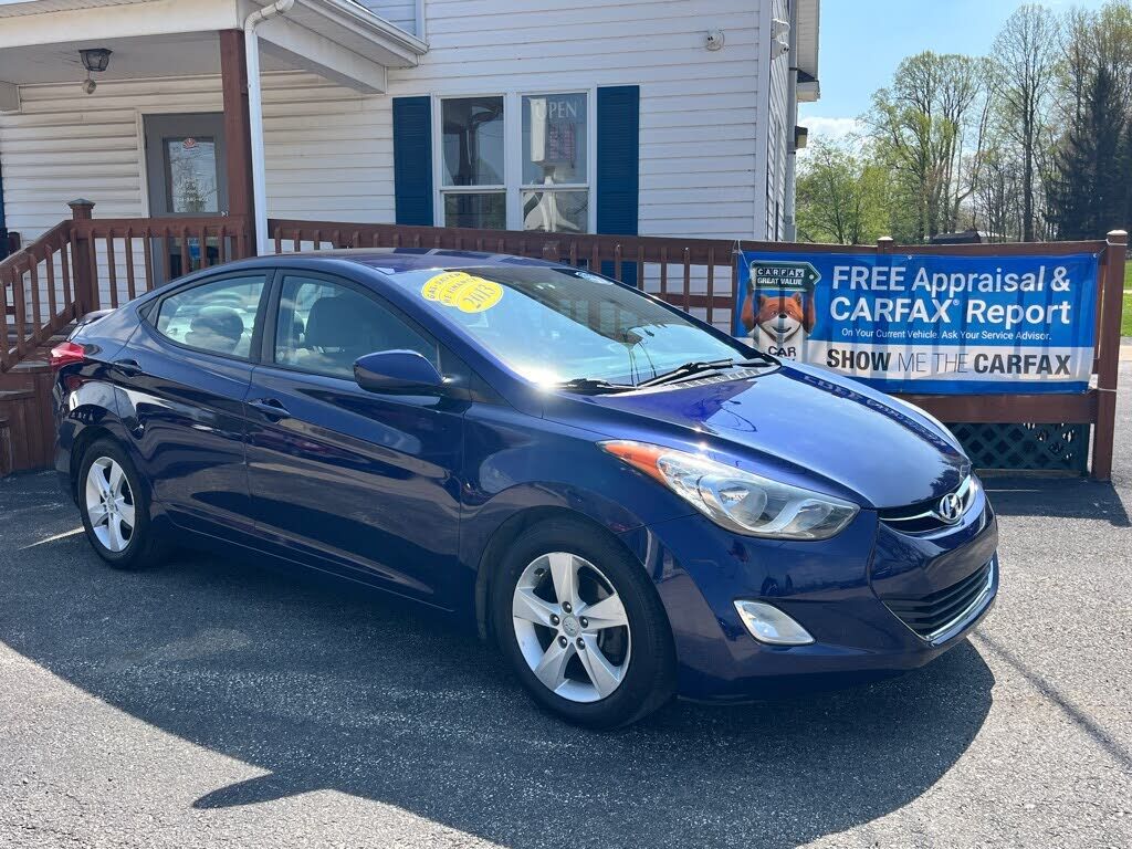 2013 HYUNDAI Elantra
