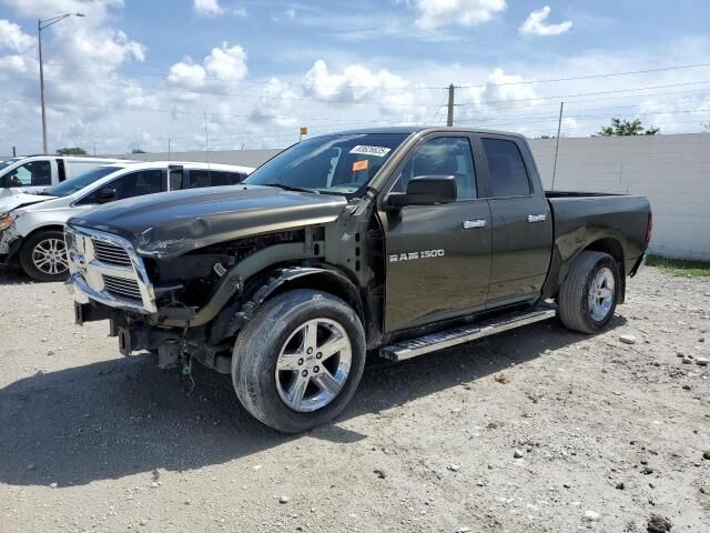 2012 DODGE Ram
