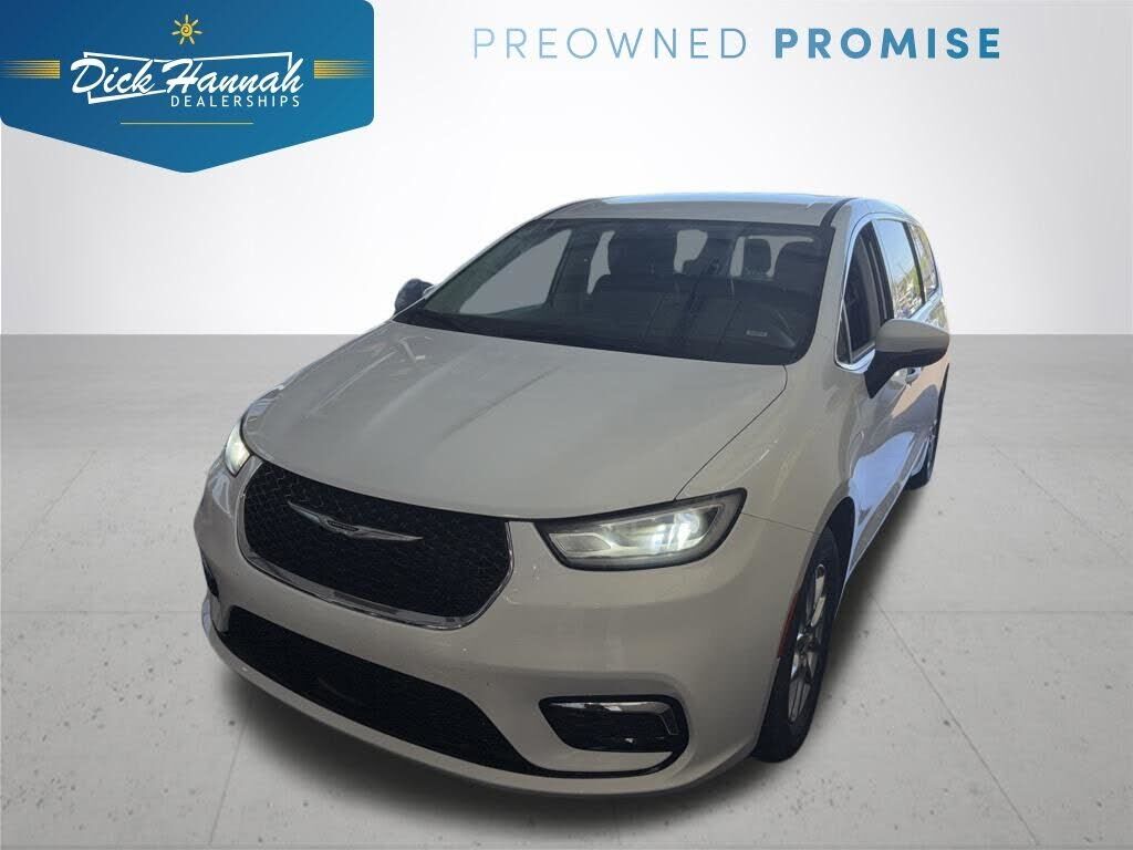 2023 CHRYSLER Pacifica