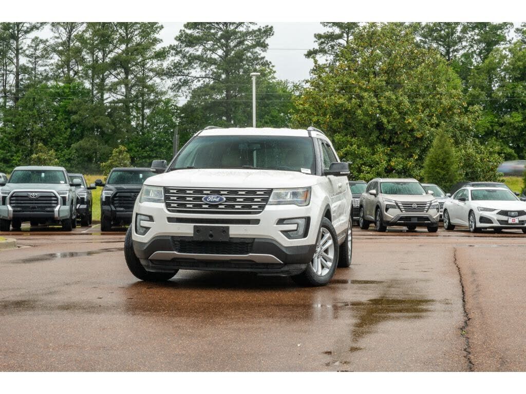 2016 FORD Explorer