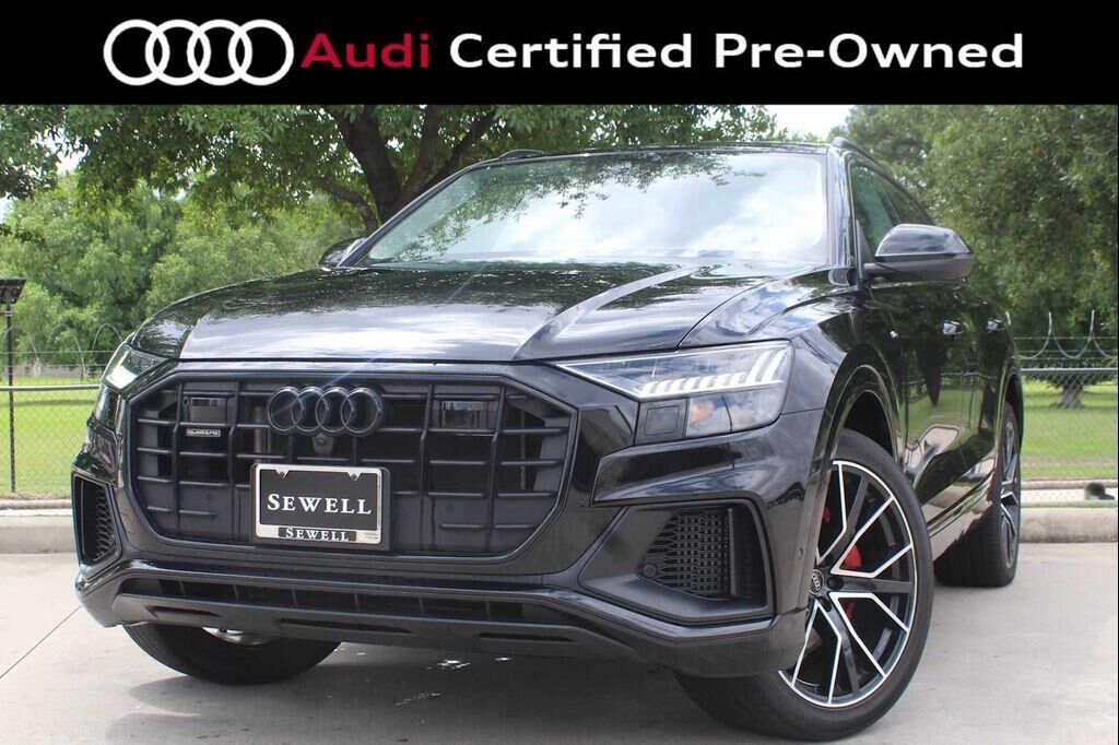 2023 AUDI Q8