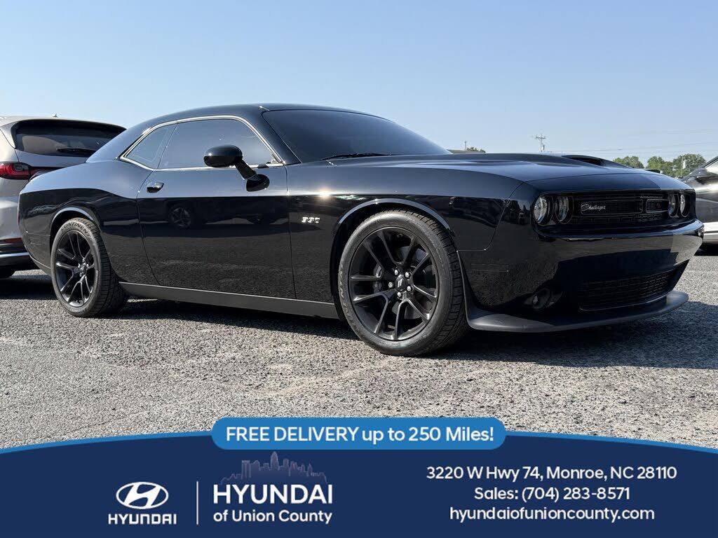 2021 DODGE Challenger