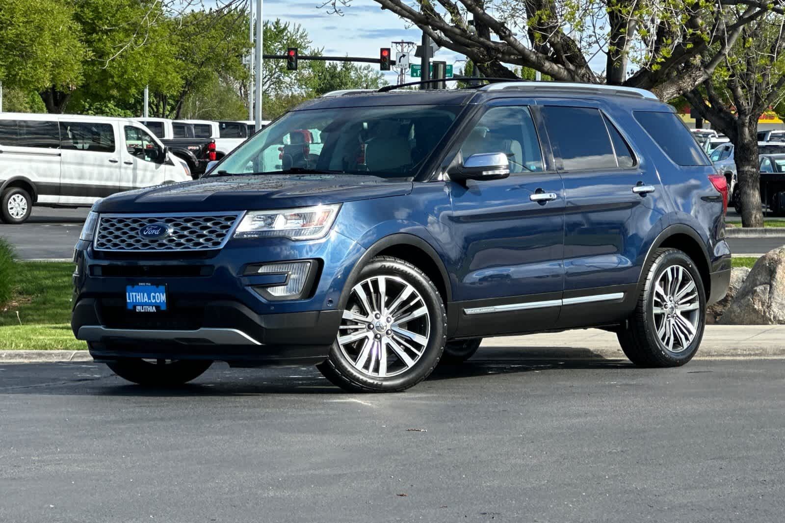 2017 FORD Explorer