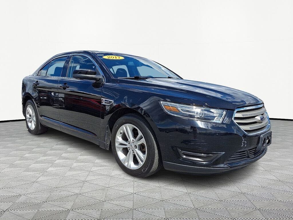 2017 FORD Taurus