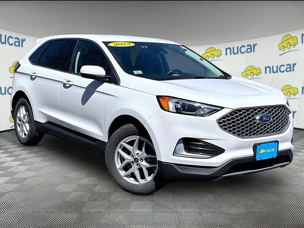 2023 FORD Edge