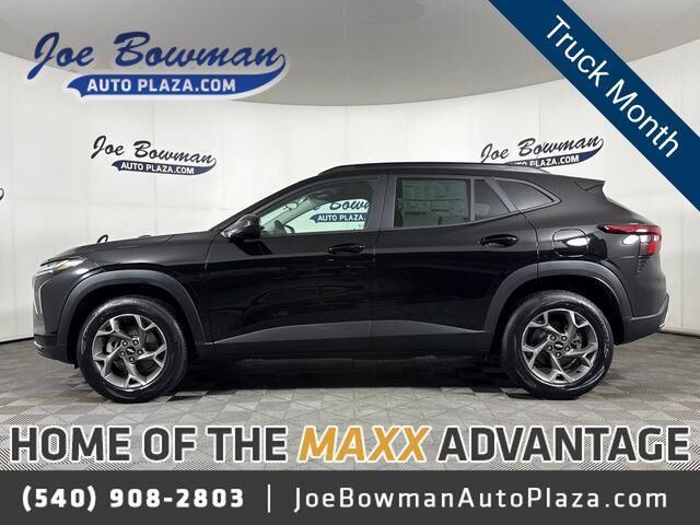 2026 CHEVROLET Trax