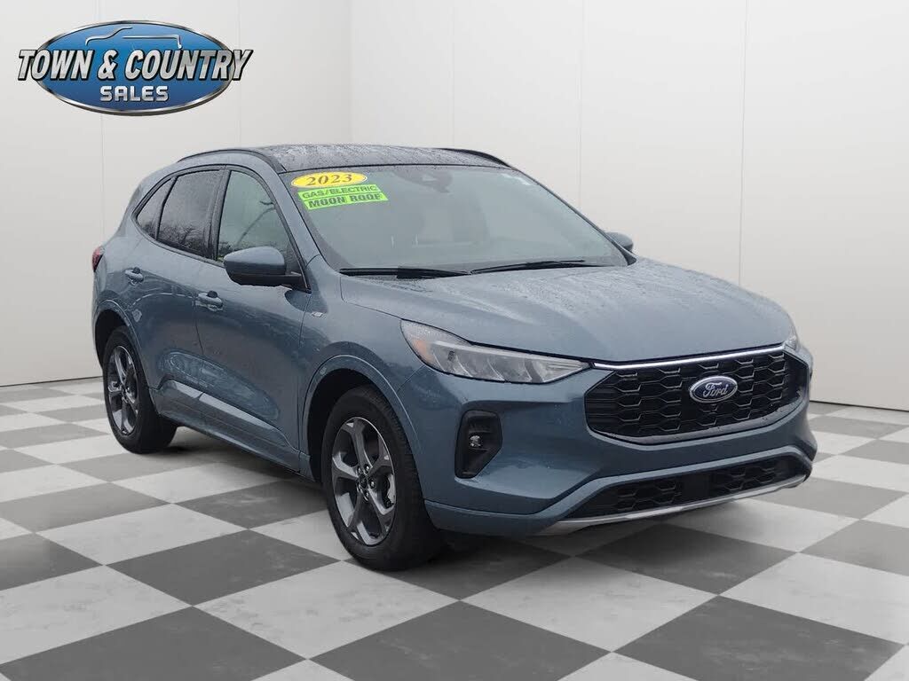 2023 FORD Escape