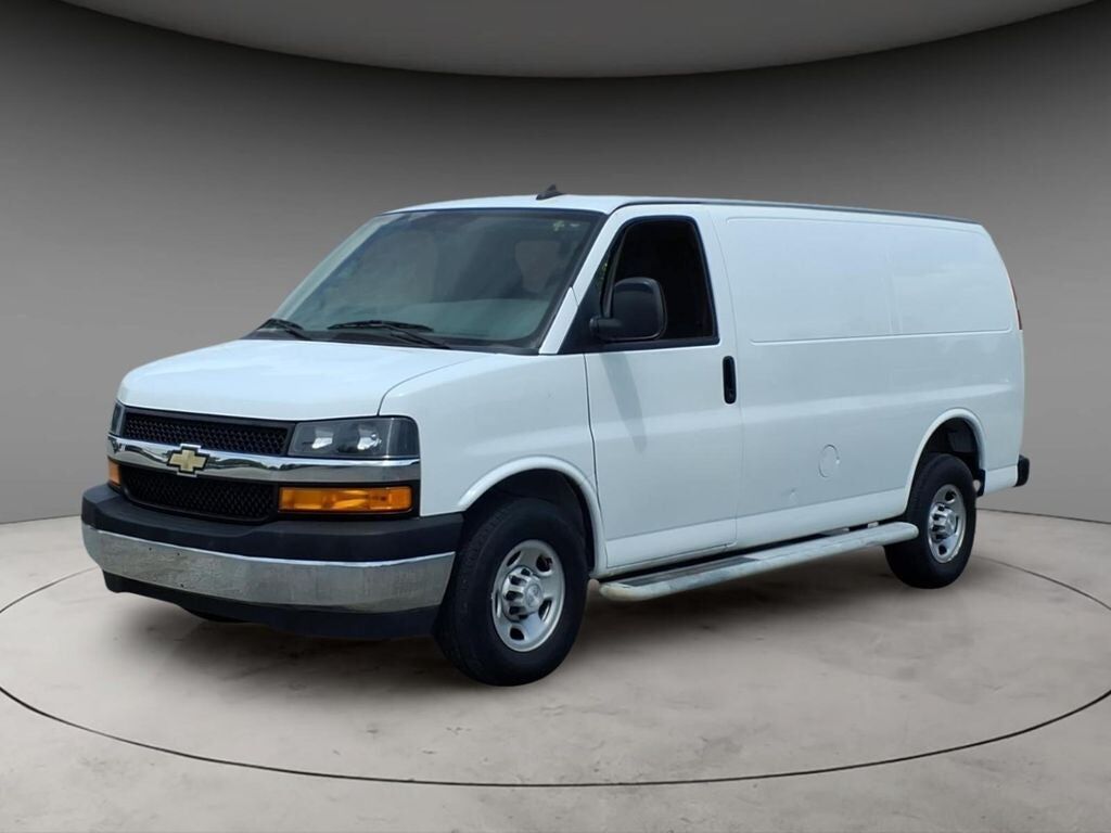 2020 CHEVROLET Express
