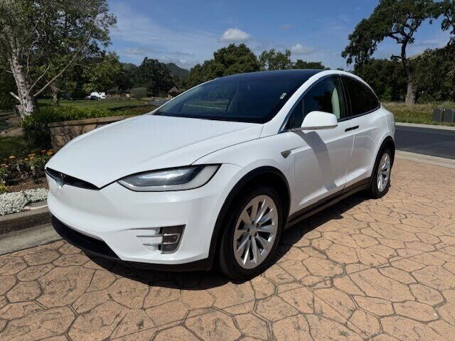 2016 TESLA Model X