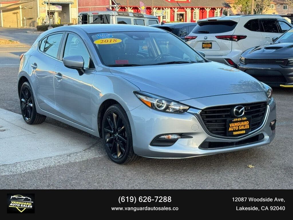 2018 MAZDA Mazda3