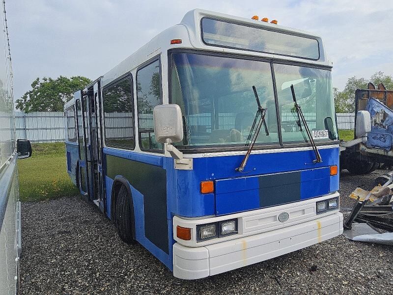 1999 BLUE BIRD Commercial Bus
