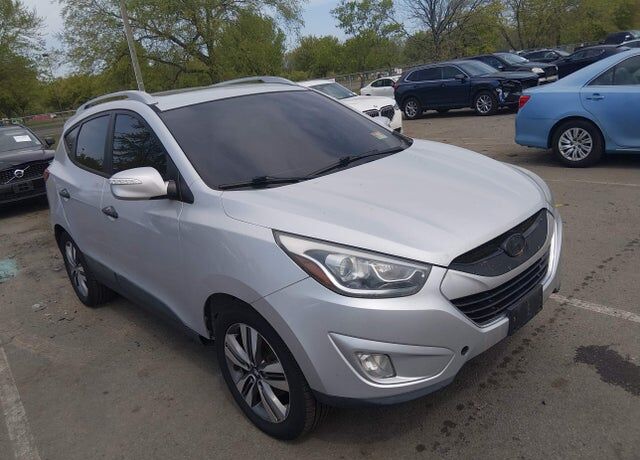 2015 HYUNDAI Tucson