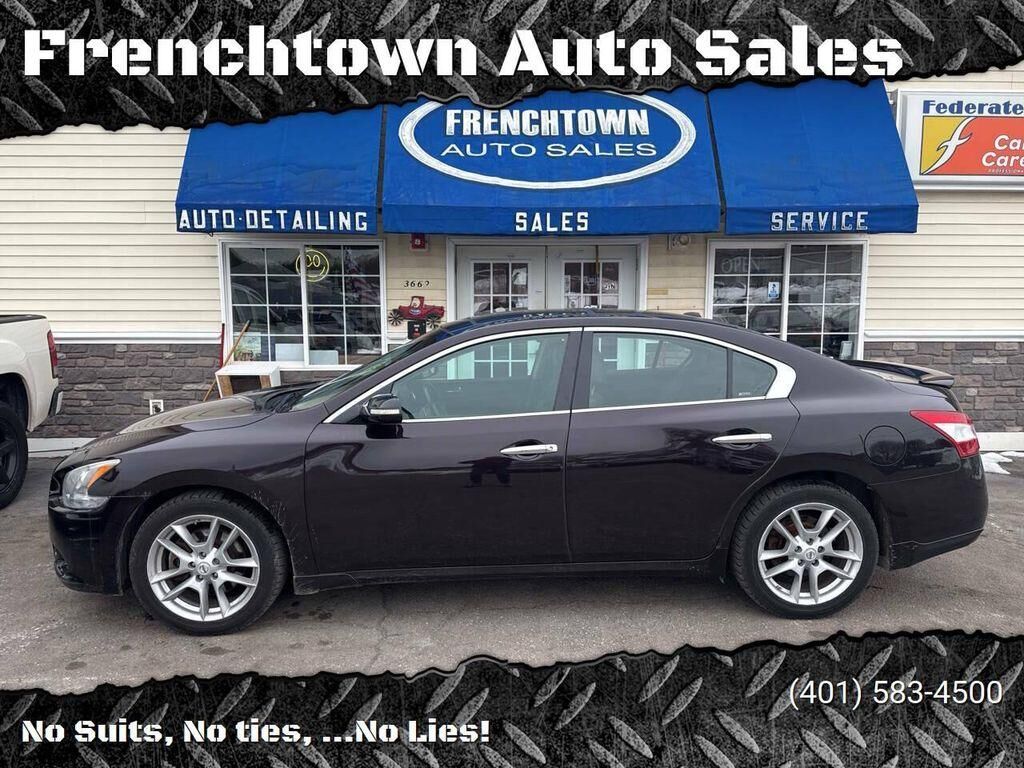 2011 NISSAN Maxima
