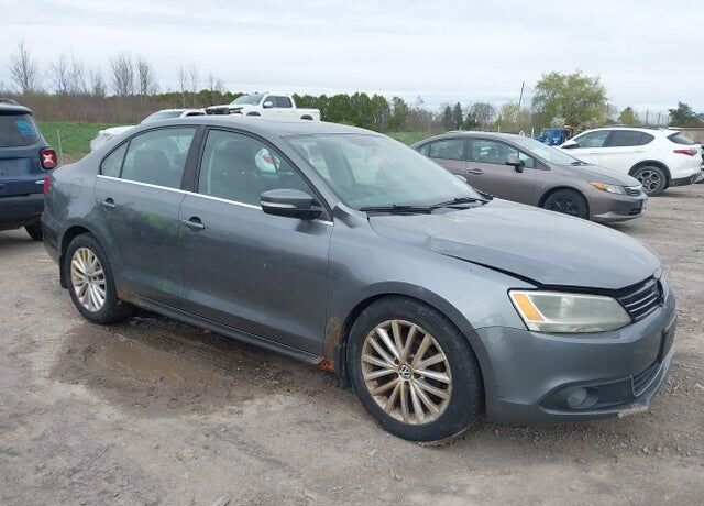 2011 VOLKSWAGEN Jetta