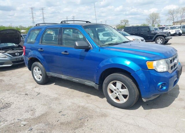2011 FORD Escape