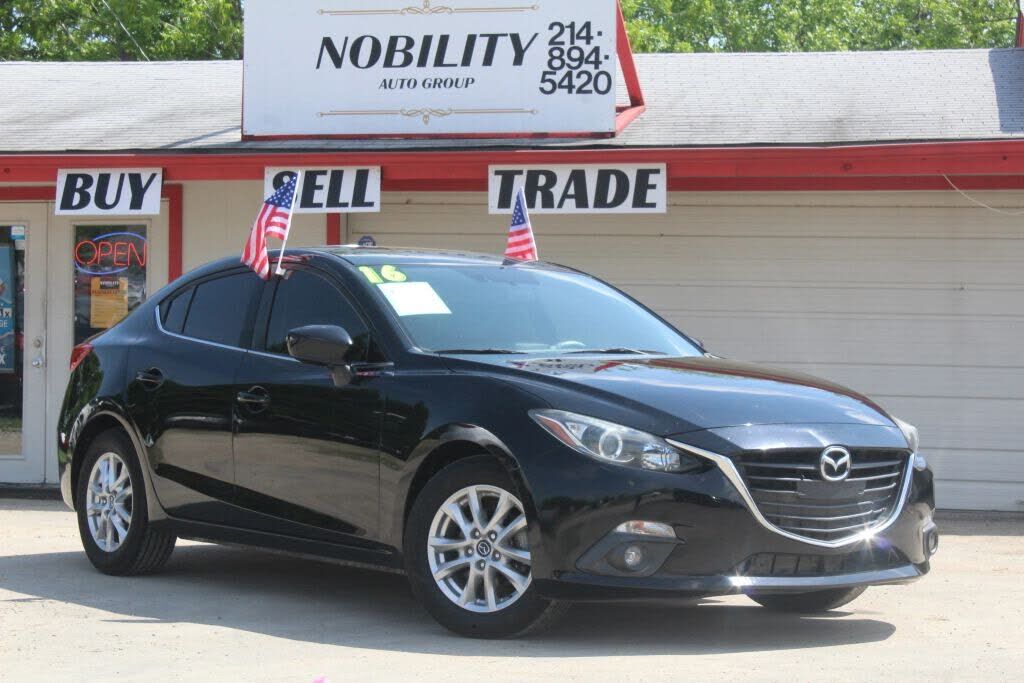 2016 MAZDA Mazda3