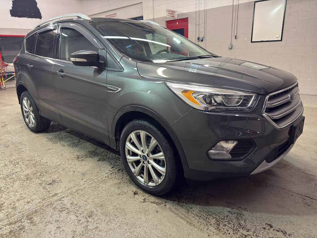 2017 FORD Escape