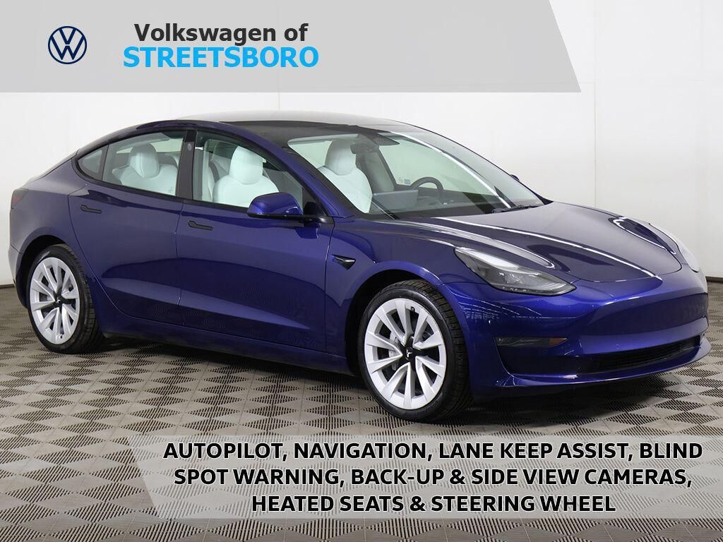 2022 TESLA Model 3