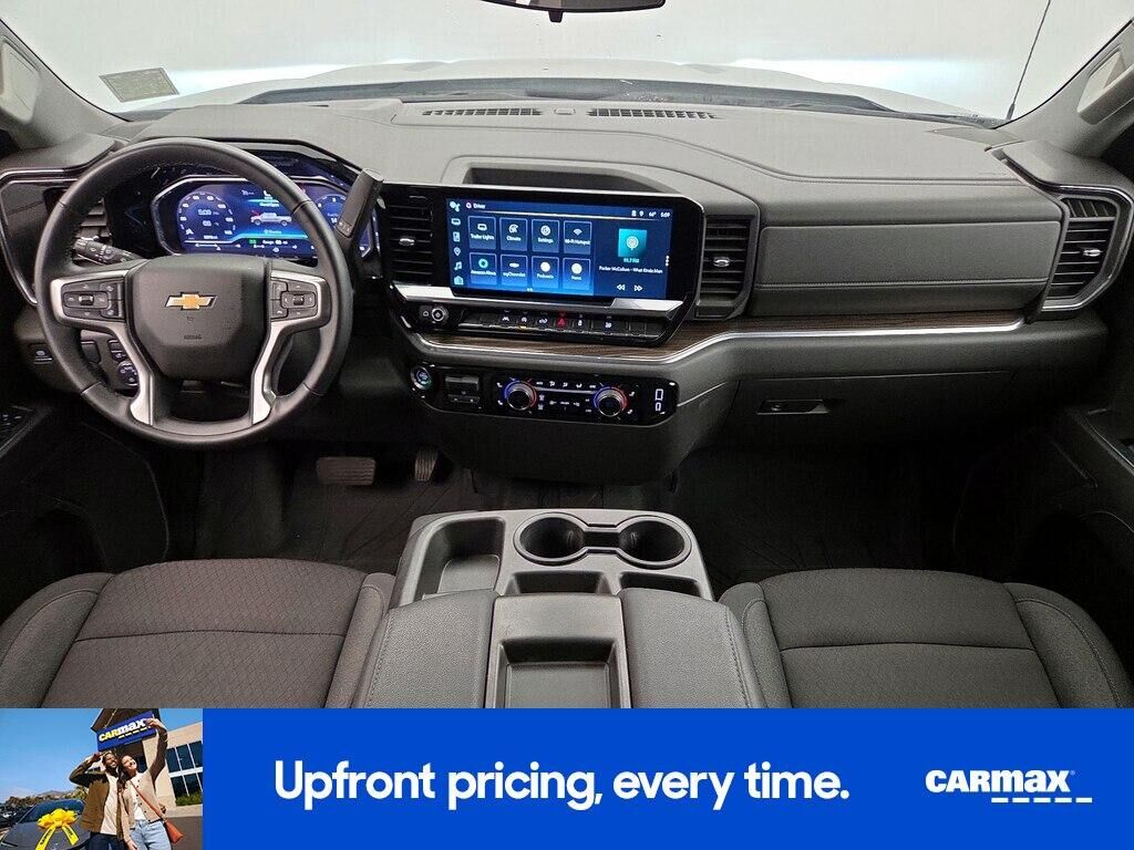 2024 CHEVROLET Silverado