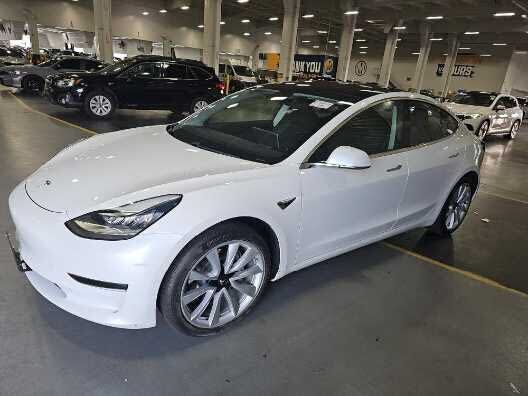 2018 TESLA Model 3