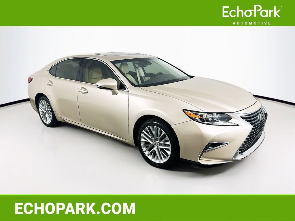 2016 LEXUS ES