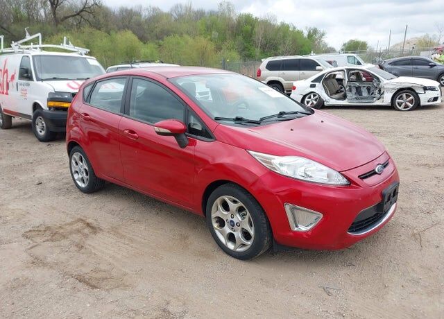 2011 FORD Fiesta