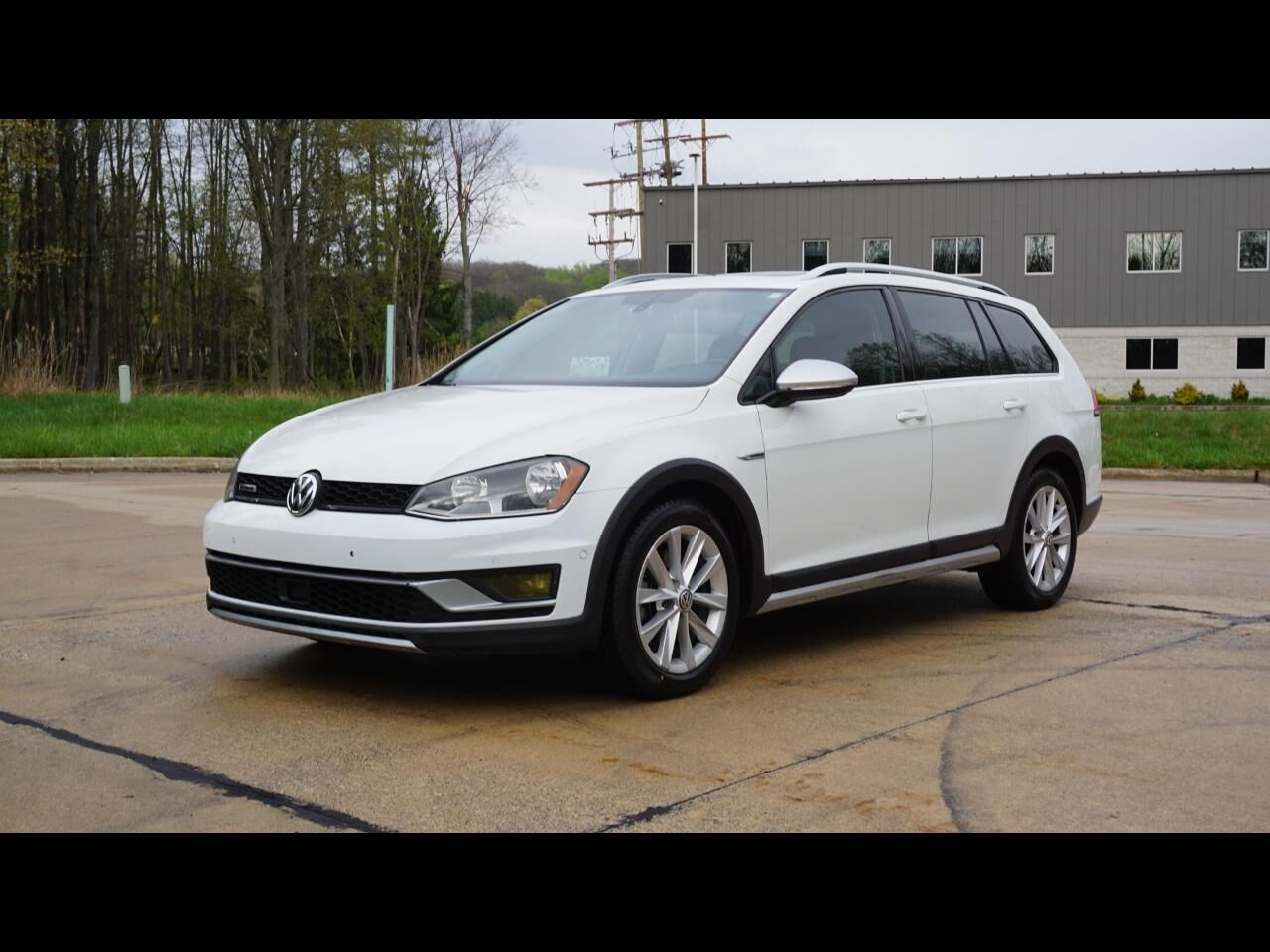 2017 VOLKSWAGEN Golf Alltrack