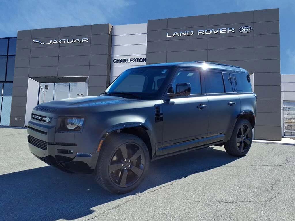 2026 LAND ROVER Defender