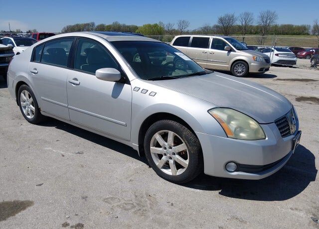 2004 NISSAN Maxima