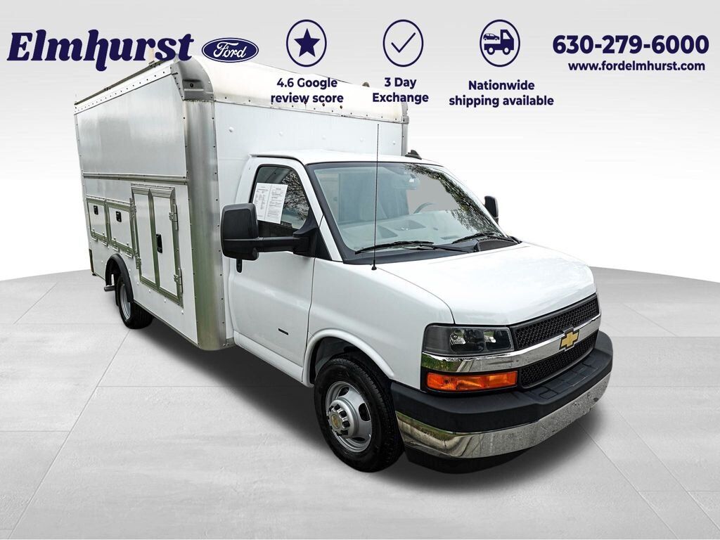 2022 CHEVROLET Express