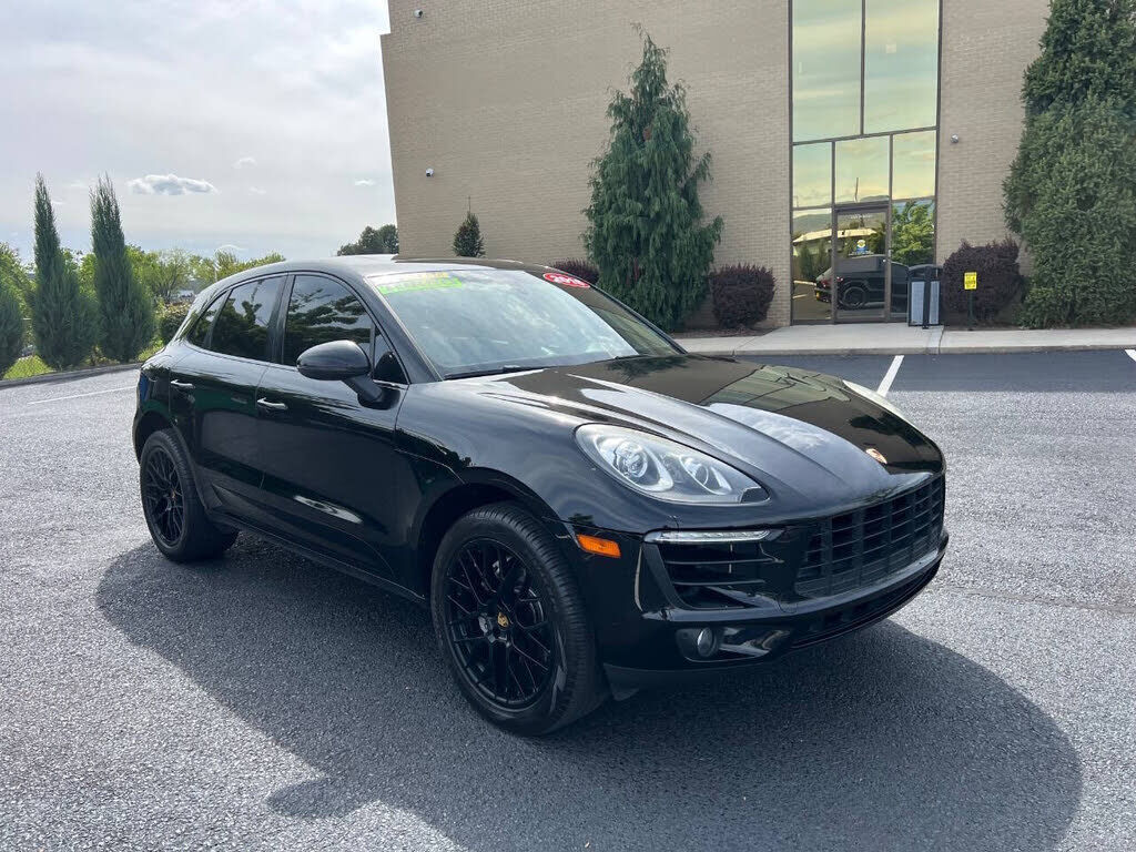 2015 PORSCHE Macan