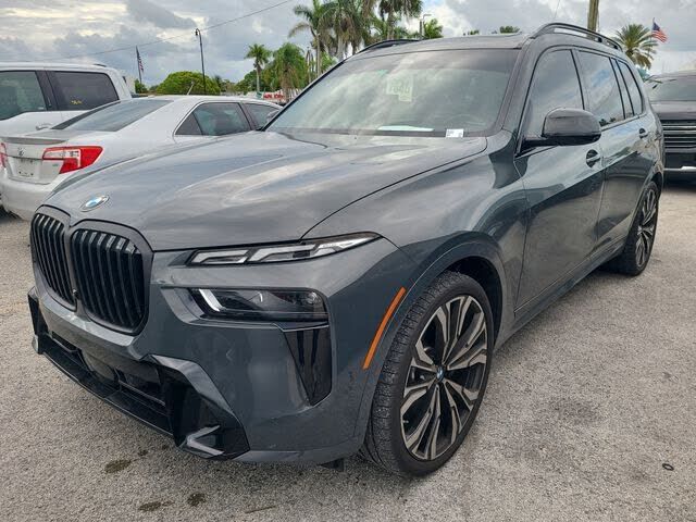 2024 BMW X7
