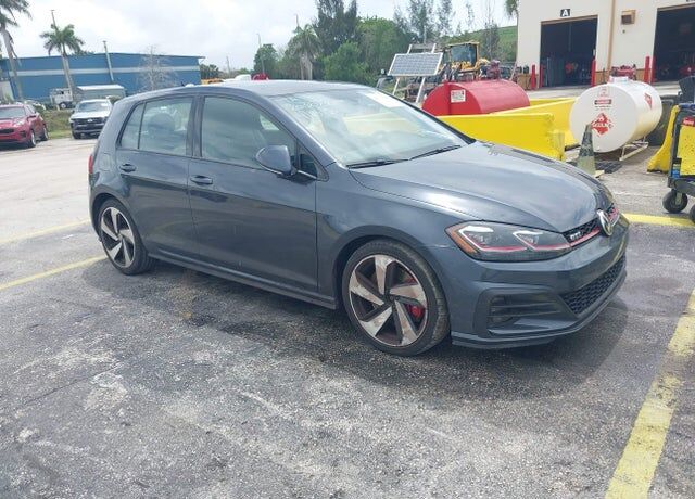2018 VOLKSWAGEN Golf GTI