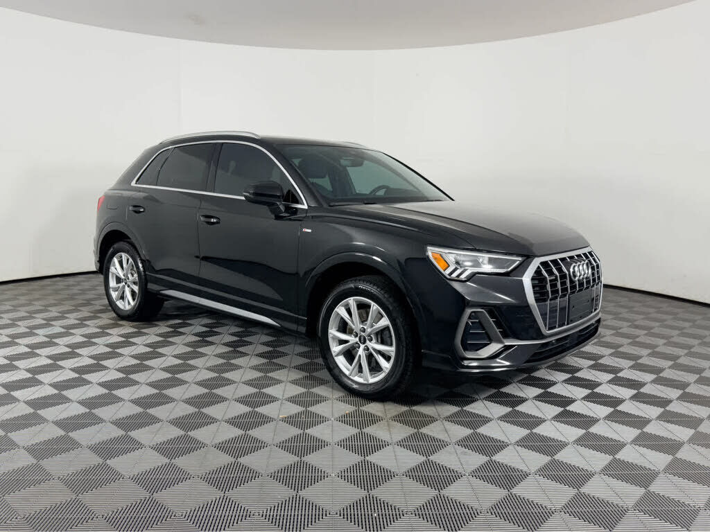 2023 AUDI Q3