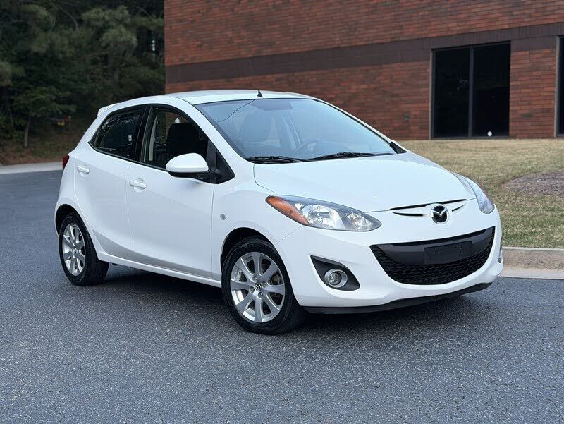 2014 MAZDA Mazda2