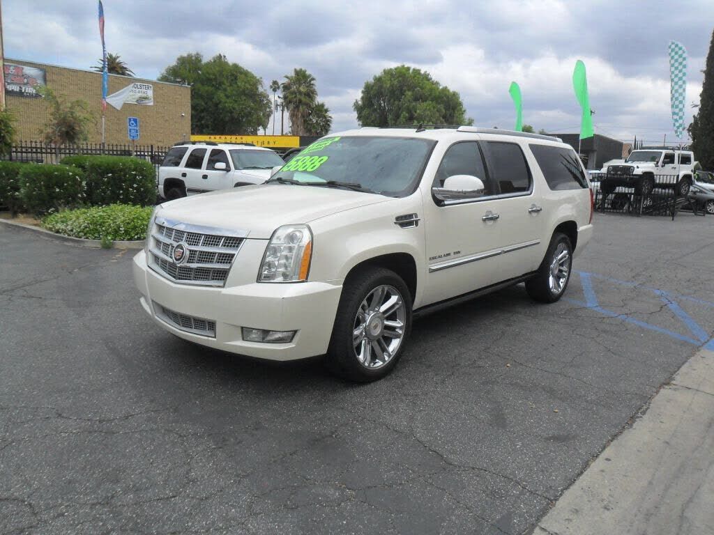 2014 CADILLAC Escalade
