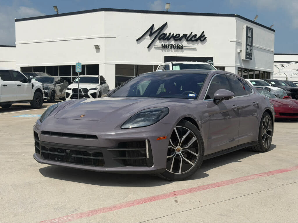 2024 PORSCHE Panamera
